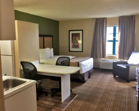 Extended Stay America Select Suites - Detroit - Novi - Haggerty Road Hotels in Novi