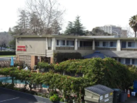 斯坦福汽車旅館