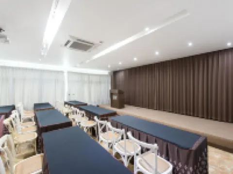 บราวน์เฮาส์ อุดรธานี โรงแรมในอุดรธานี