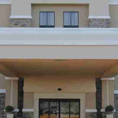 Holiday Inn Express & Suites Indianapolis W - Airport Area Hotel Exterior