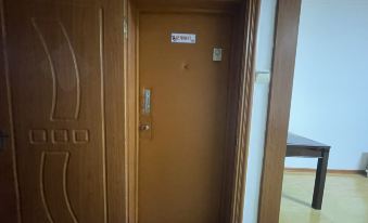Fangdong Suolong Apartment (Longquan Road)