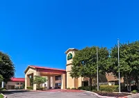 La Quinta Inn by Wyndham San Marcos Hotels in Kyle