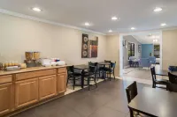 Rodeway Inn Hotels in Middlesex Township