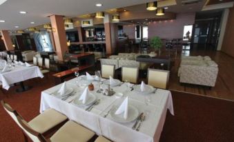 Hotel Central - Housity