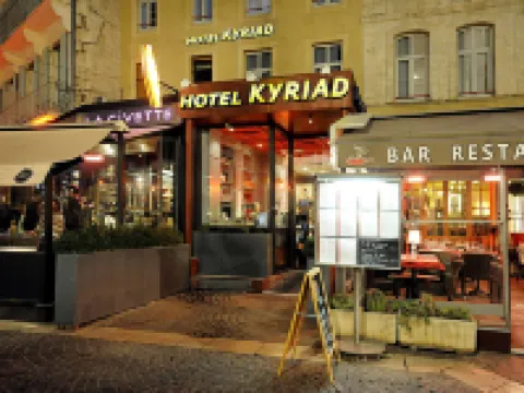 キリヤード アヴィニヨン パレ デ パップ アヴィニョンのホテル