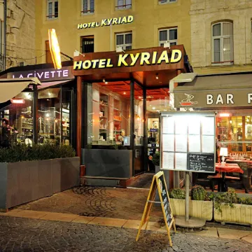 Kyriad Avignon - Palais des Papes