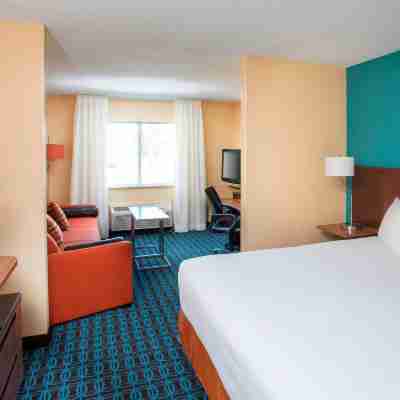 Fairfield Inn & Suites Terre Haute Rooms