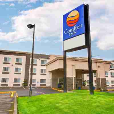 Comfort Inn Newport Hotel Exterior