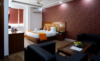 The Lohmod Hotel - Near Delhi Airport