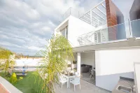 วิลล่า Prol24, แบรนด์ใหม่ 2bdr Protaras พร้อมสระว่ายน้ำ, ใกล้ชายหาด Fig Tree Bay - 4 ดาว
