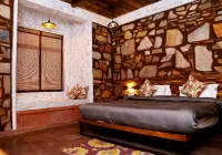 Riverarch Greenfields Resort