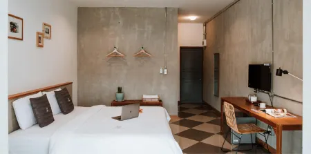 Baan Chiang Bed Lampang