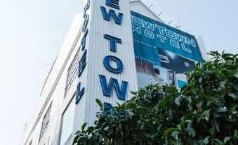 Hotel Zamburger Sunway Mentari - Housity