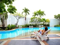 Fortune Hotel Korat - Rooftop Pools