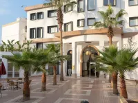 Odyssee Park Hotel โรงแรมใกล้มารินา