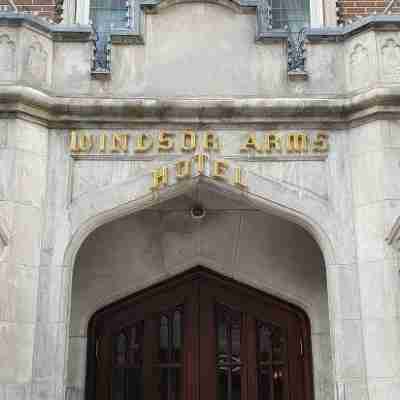 Windsor Arms Hotel Hotel Exterior