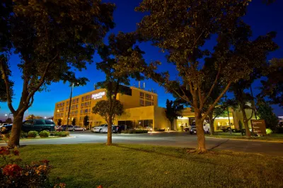 DoubleTree by Hilton Hotel Wichita Airport Hotels near Central Standard Brewing
