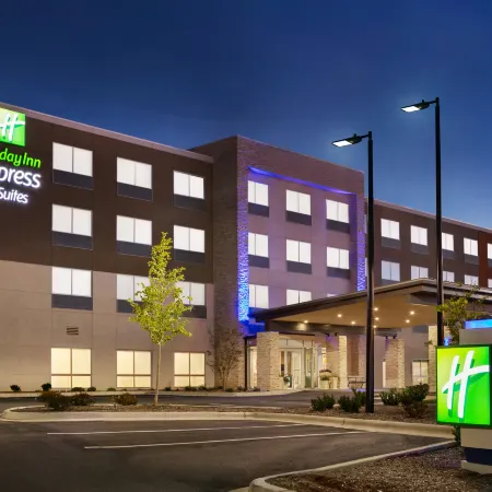 Holiday Inn Express & Suites SALISBURY by IHG