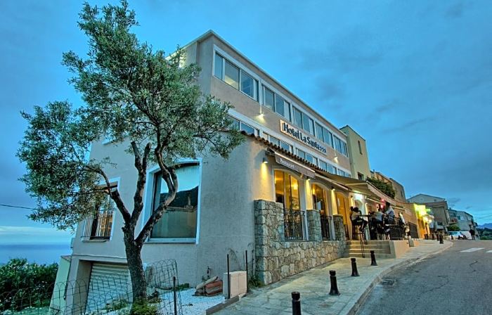 Hôtel Restaurant La Santa