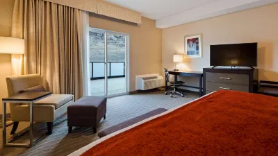 Best Western Plus Merritt Hotel فنادق في ميريت