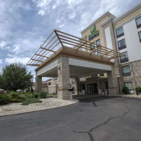 Holiday Inn Express JANESVILLE-I-90 & US HWY 14 by IHG