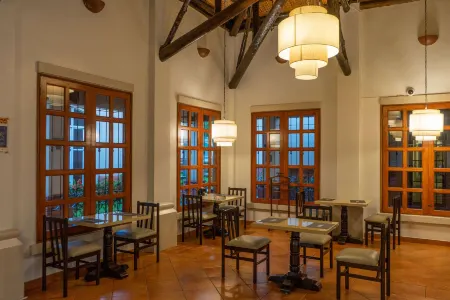 Quality Hotel Real Aeropuerto San Salvador Отели в г. Сан Луис Тальпа