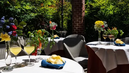 Hotel Sunflower Отели рядом с достопримечательностью «Moscova m2»