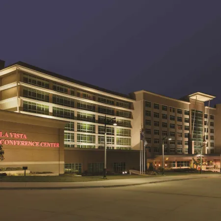 Embassy Suites by Hilton Omaha la Vista Hotel & Conference Center
