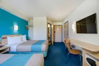 Motel 6 Grande Prairie, AB Hotels in Clairmont