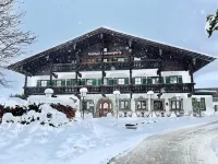 Landgasthof Schwarzberg Hotels in Inzell
