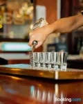 Sheraton Khalidiya Hotel - bar