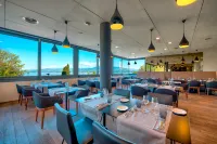 Lake Geneva Hotel - Balcony