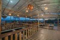 Kampung Abdi Resort Syariah Mitra RedDoorz