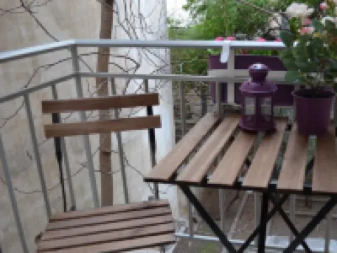 藍方舟雅典巢 新斯米爾尼酒店