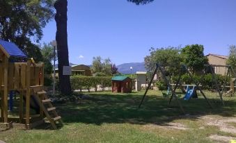 Bungalow with 2 Bedrooms in Sorbo-Ocagnano, with Furnished Garden and