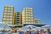 Grand Hotel Montesilvano - Baarit