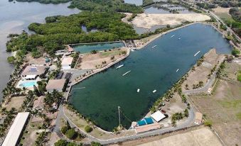 Lago de Oro Hotel & Wakepark