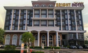 Bright Hotel