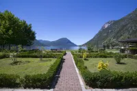 Budget Village Apartments - Porto Letizia - 3성급