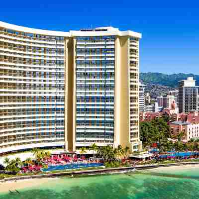 Sheraton Waikiki Beach Resort Hotel Exterior