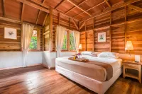 Kebun Mawar SITUHAPA Samarang Hotel di Samarang