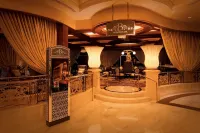 Studio City Hotel - bar