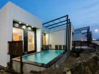 Aqua Beautique Hotels near Gimnyeong Beach