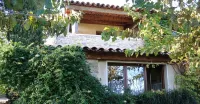 Eco-Domaine & Spa Chambres d'hôtes Các khách sạn ở Joyeuse