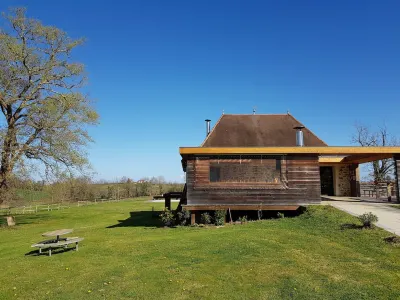 Chambre d'hôtes Azkena فنادق في Lay-Lamidou