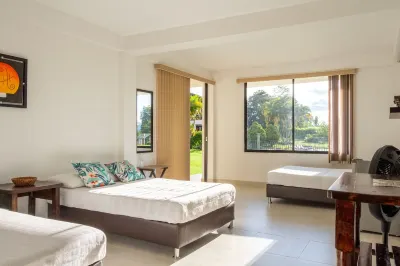 Finca Hotel Casa Nostra, Villa Mariana Hotels near Gaia