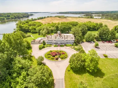 Kent Island Resort Hotel berhampiran US Naval Academy Museum