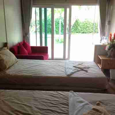 Check in and Chill Out Rooms