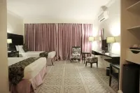 Fiesta Garden Hotel