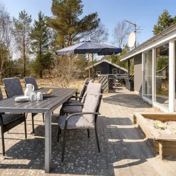 "Sighbiorn" - 950m from the Sea